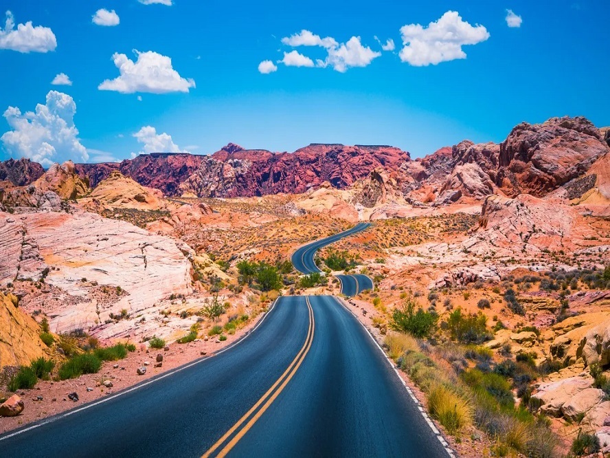 Juan Francisco de Jesús Clerico Avendaño - VINCCLER - ¡Entérate! Y las carreteras más rápidas del mundo están en - FOTO