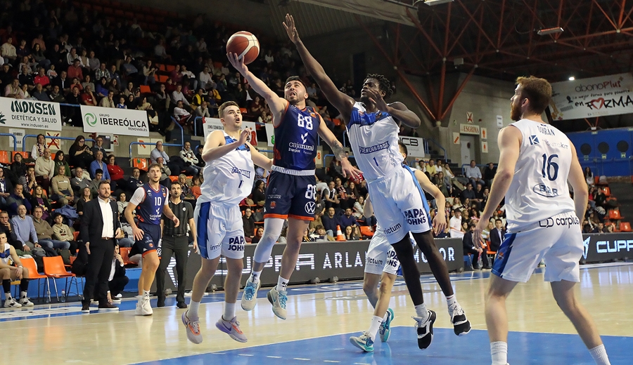 El Tizona Burgos suma una histórica victoria ante el Baloncesto Fuenlabrada con 119 puntos anotados