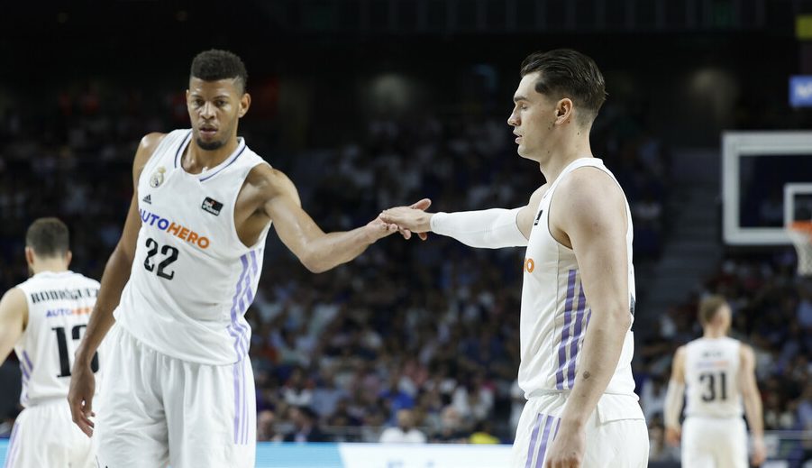 Chus Mateo habla sobre los rumores acerca del futuro de Mario Hezonja y Edy Tavares