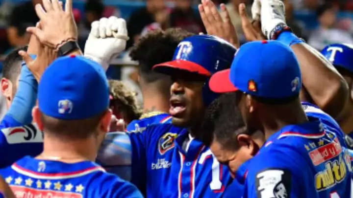 Yasiel Puig pegó dos cuadrangulares y llega a 10 partidos consecutivos embasándose