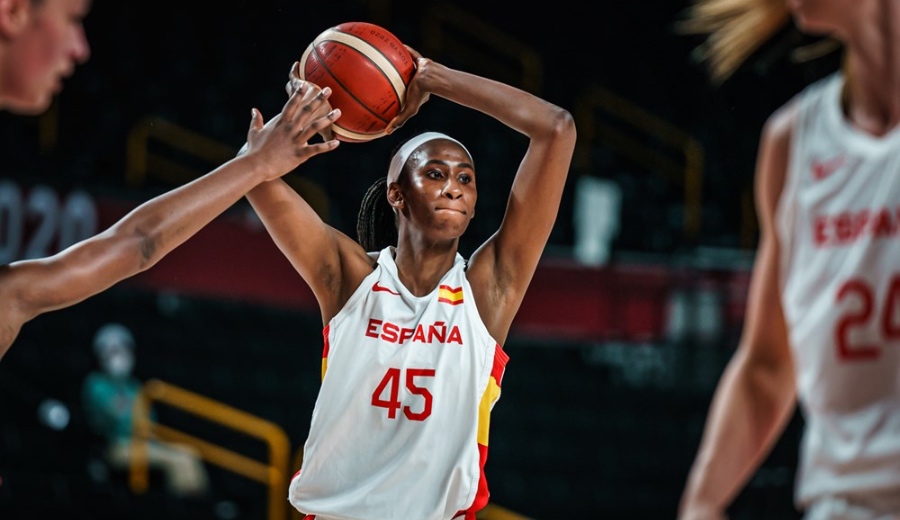 La primera gran noticia de 2024: Astou Ndour regresa a la LF Endesa para jugar en el SPAR Gran Canaria