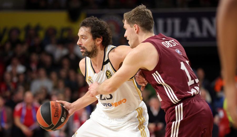 El Real Madrid mantiene bajo control al Bayern de Laso en la gran noche de Llull