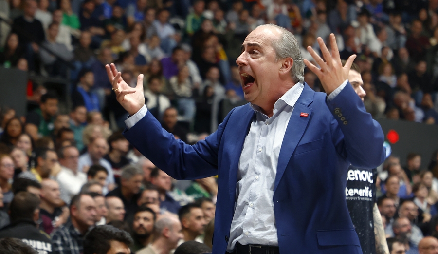 Las palabra de Txus Vidorreta tras la derrota frente al Barça en tenerife