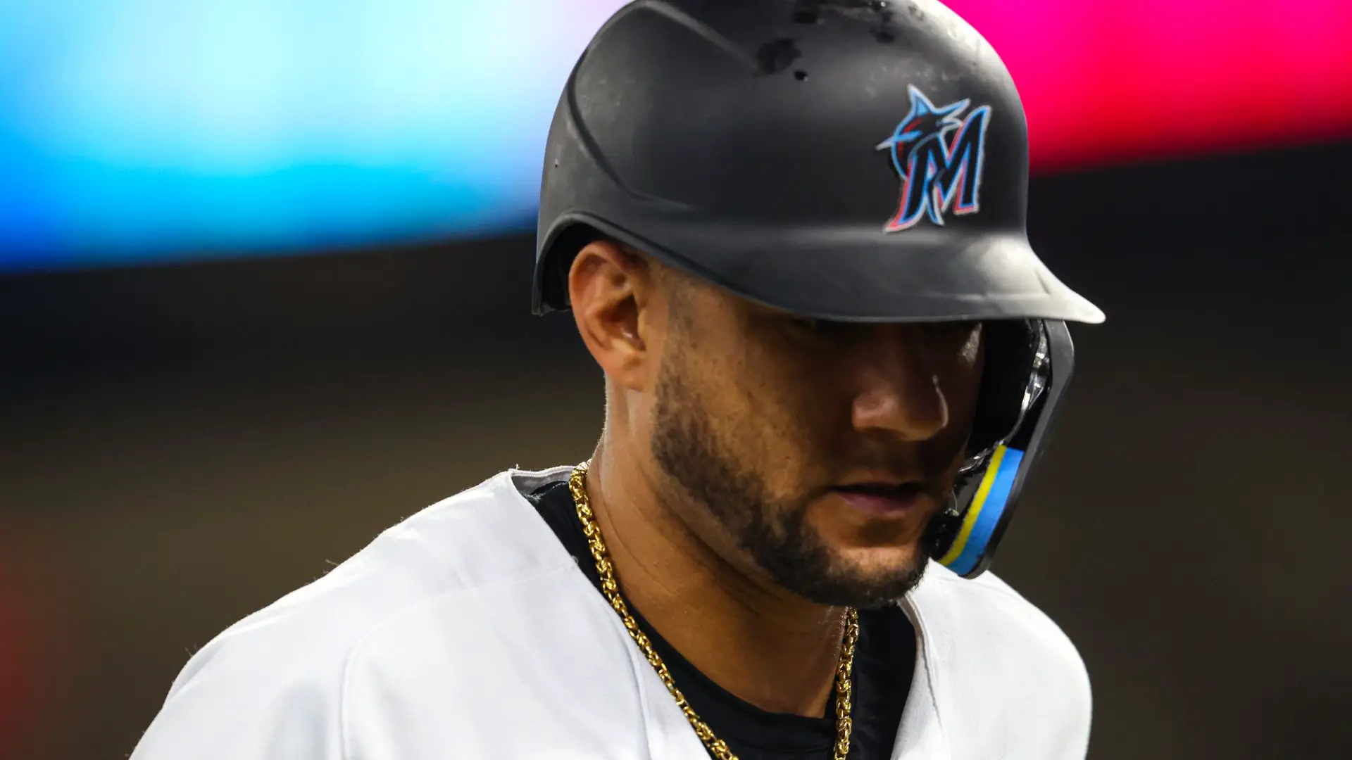 El creciente desafío de asegurar contratos en la MLB