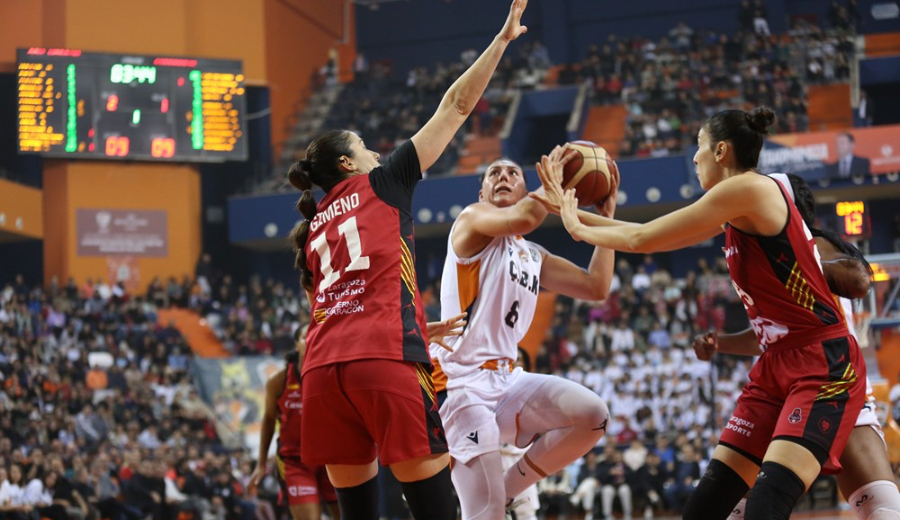 Casademont Zaragoza cae en Turquía y se queda a las puertas de la F4 de la EuroLeague Women