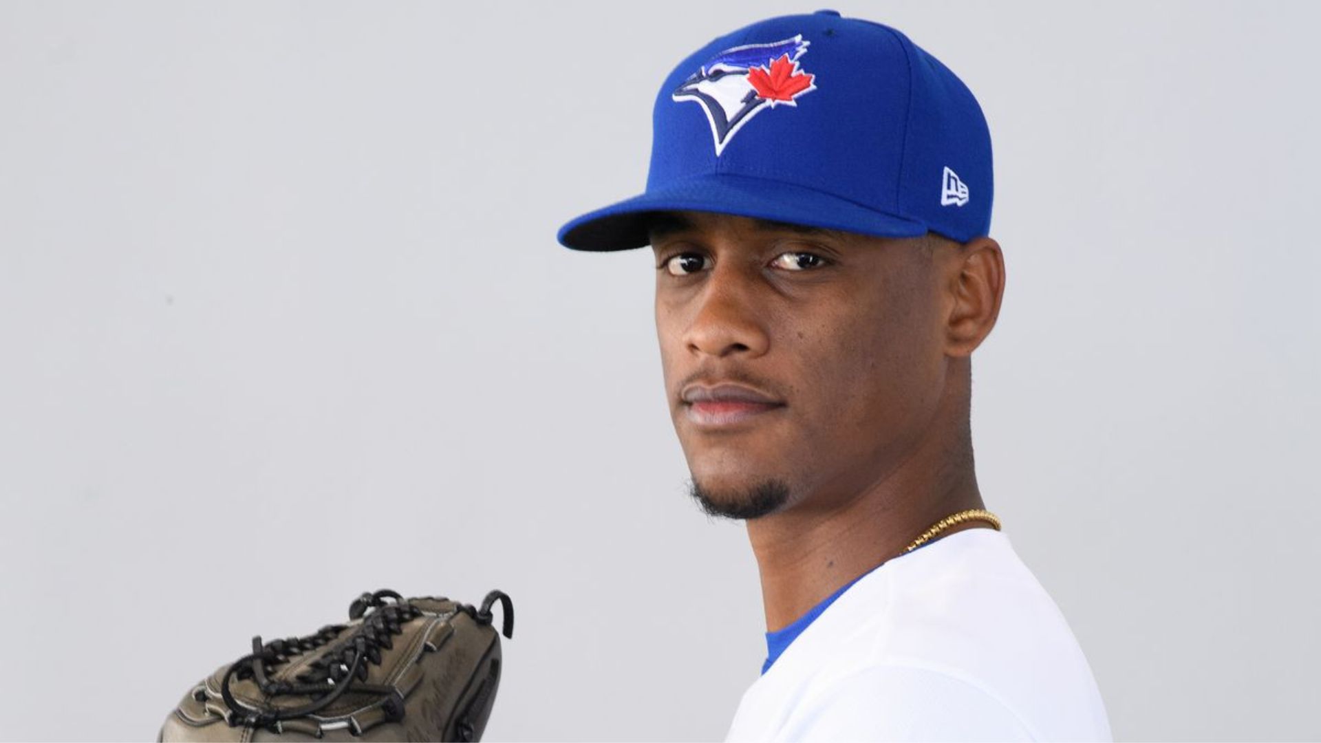 El villaclareño Yosver Zulueta se repuso de su anterior salida en este Spring Training y trabajo de buena manera ante los Bravos de Atlanta.