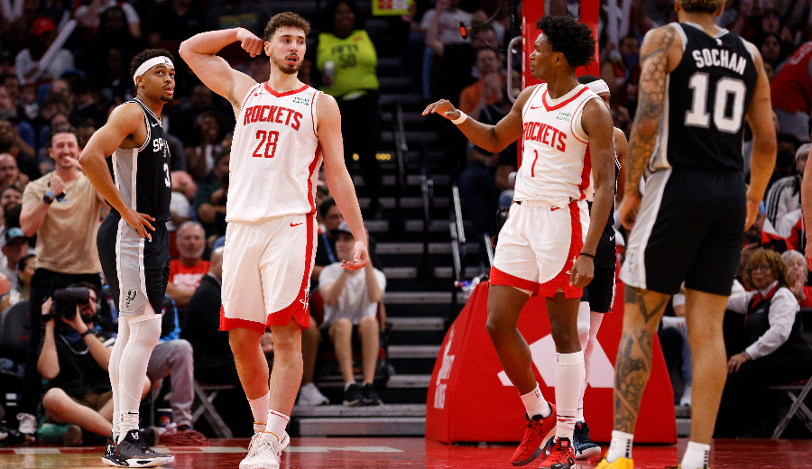 Alperen Sengün explota en el duelo ante Wembanyama: ¡su mejor partido en la NBA!