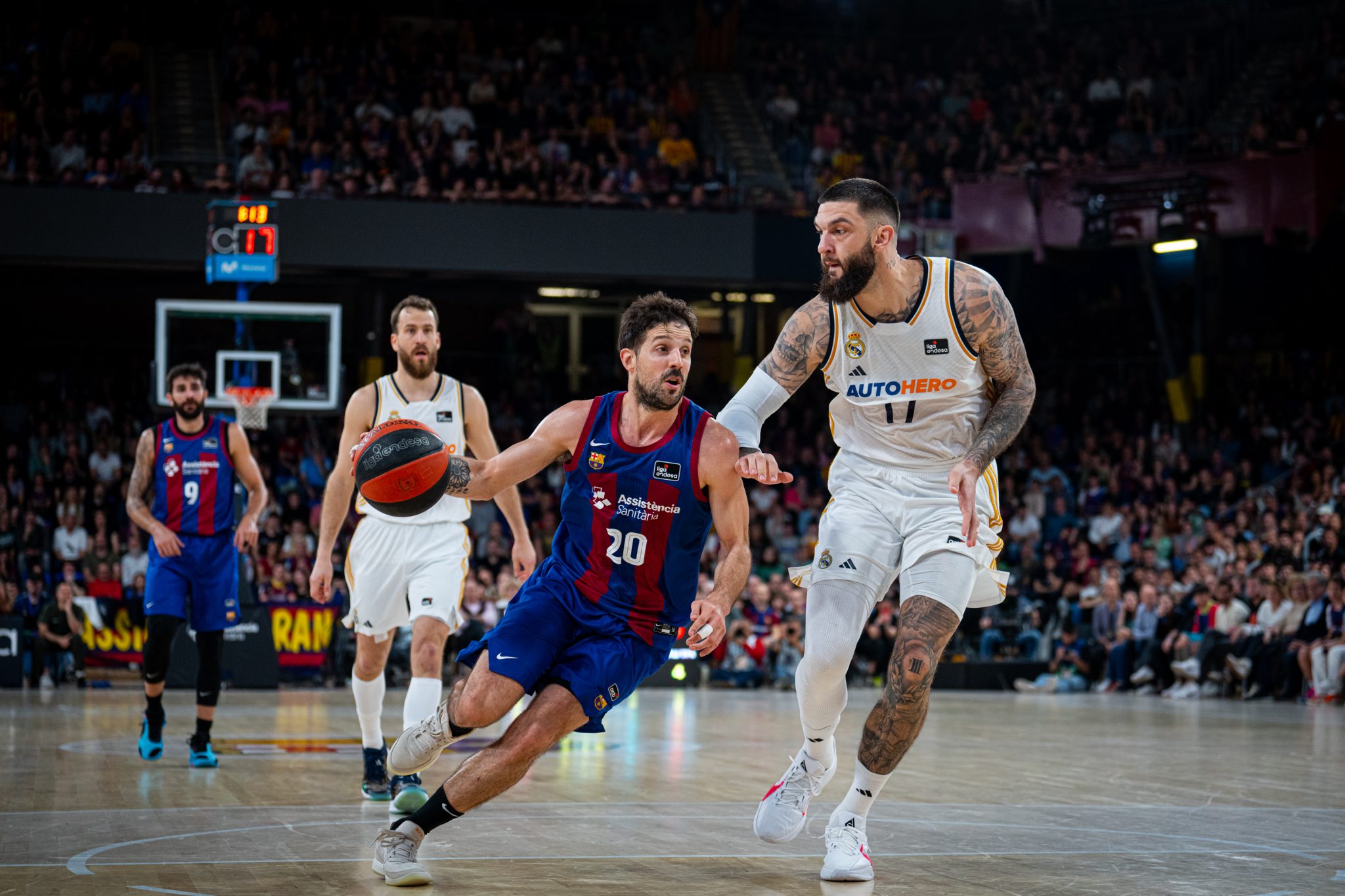El Barça se lleva el Clásico ante el Real Madrid liderado por Laprovittola y Ricky Rubio