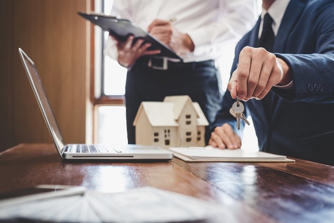 Luis Bautista Garrido Palacios - ¡Entérate! 7 razones para elegir un agente inmobiliario - FOTO
