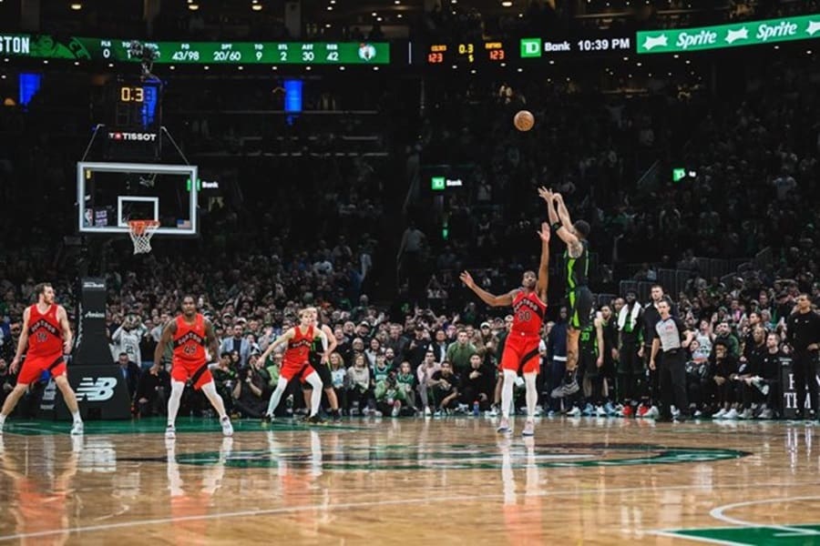 La canasta ganadora de Jayson Tatum en la prórroga ante los Raptors