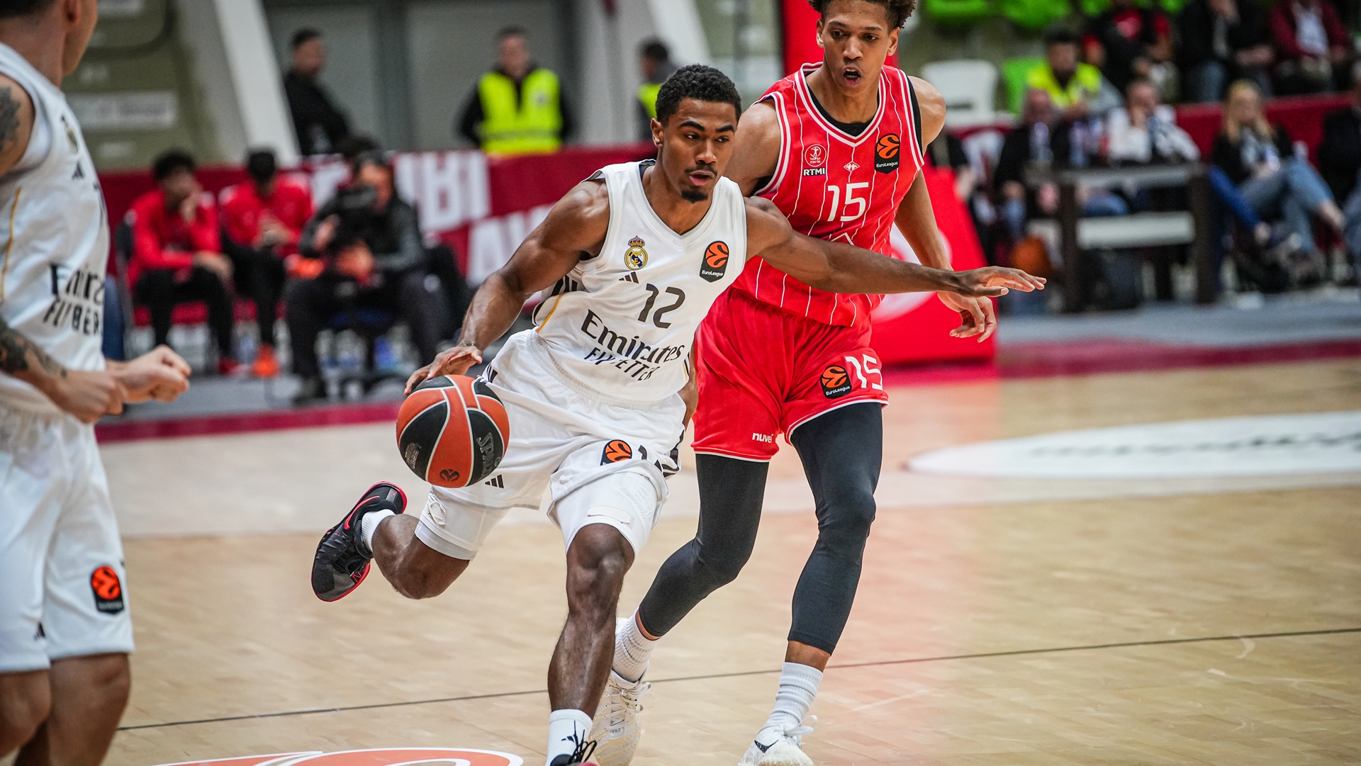 El Real Madrid supera al Hapoel Tel Aviv y se mete en la Final Four
