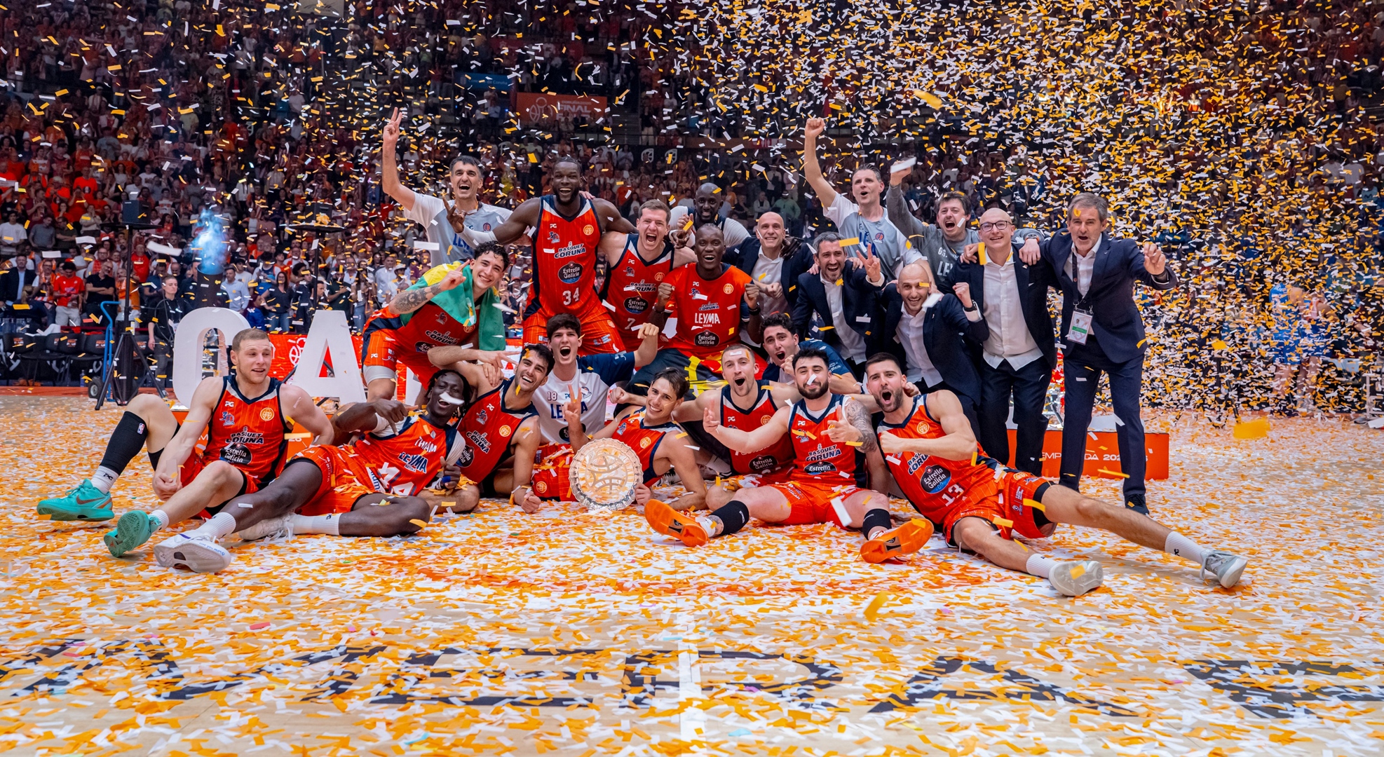 El Leyma Coruña firma una remontada histórica para lograr el ascenso a la Liga Endesa